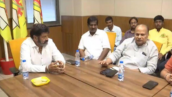 బాబు లేనప్పుడు బాలకృష్ణే నాయకుడా…?