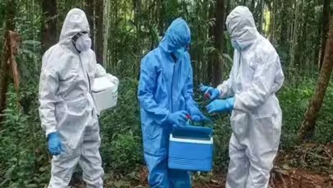 కేరళలో మళ్లీ నిఫా అలజడి.. ముందు జాగ్రత్త చర్యలు చేపట్టిన కర్ణాటక