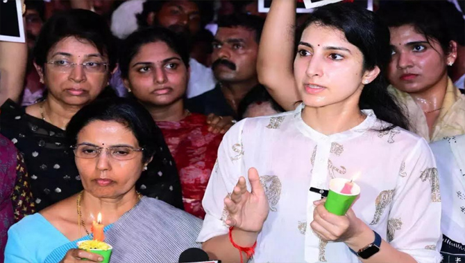 పాలిటిక్స్ లోకి నారా బ్రాహ్మణి..?