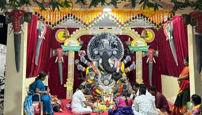 Zee Telugu’s experiential upcycled Ganesha Idol impresses Hyderabad. Make sure you check it out!
