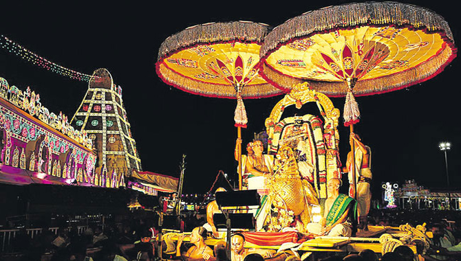 కన్నులపండువగా శ్రీవారి బ్రహ్మోత్సవాలు