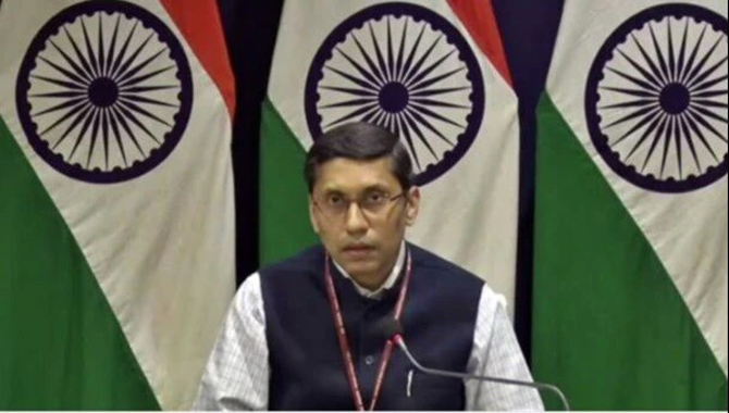 ఆ దేశంలోని  భారతీయులకు కేంద్రం సూచన