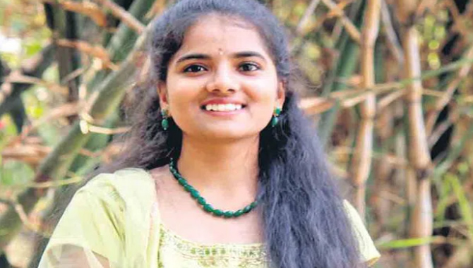 బీవీఆర్ఐటీ విద్యార్థినికి మైక్రోసాఫ్ట్ ఆఫర్.. 52 లక్షల ప్యాకేజీతో బీవీఆర్ఐటీ విద్యార్థినికి మైక్రోసాఫ్ట్ ఆఫర్.. 52 లక్షల ప్యాకేజీతో