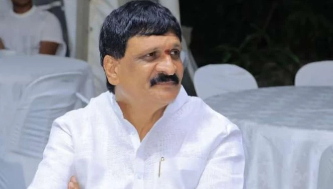 బీఆర్ఎస్ కు మైనంపల్లి రాజీనామా