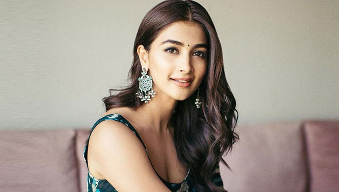 పూజా తెలుగు సినిమాలు అందుకే చేయ‌ట్లేదా?