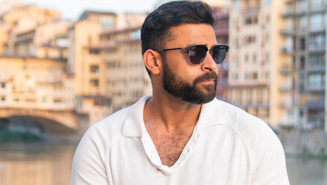 వరుణ్ తేజ్ ‘ఆపరేషన్ వాలెంటైన్’ నాన్-థియేట్రికల్ రైట్స్ 50+ కోట్లు వరుణ్ తేజ్ ‘ఆపరేషన్ వాలెంటైన్’ నాన్-థియేట్రికల్ రైట్స్ 50+ కోట్లు