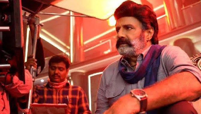 భ‌గ‌వంత్ కేస‌రి రిలీజ్ విష‌యంలో చ‌ర్చ‌లు