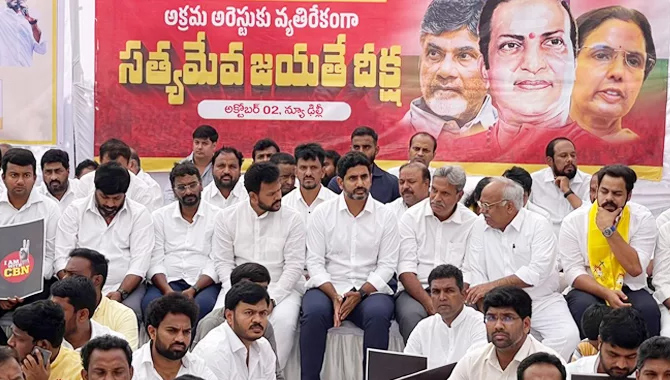 వైసీపీ అధికారంలోకి వచ్చిన రోజు నుంచే .. లోకేశ్