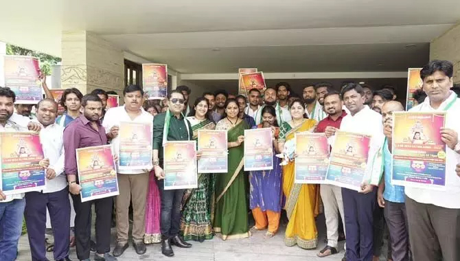 బతుకమ్మ సంబురాల పోస్టర్ ను ఆవిష్కరించిన ఎమ్మెల్సీ కవిత