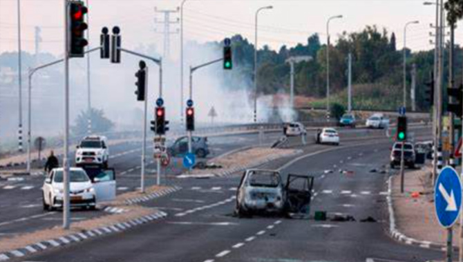 యుద్ధజ్వాలల్లో…