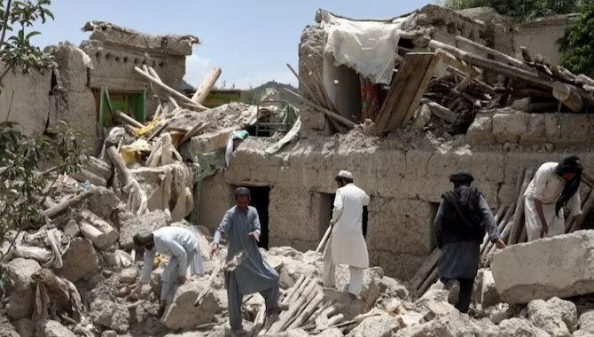 భూకంప విషాదం..