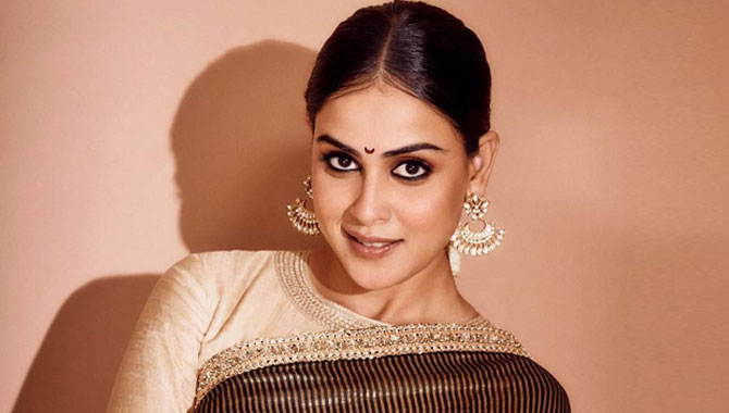 బంప‌రాఫ‌ర్ కొట్టేసిన జెనీలియా