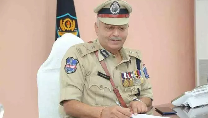 తెలంగాణలో ఐఏఎస్, ఐపీఎస్ లను ఎంపిక చేసిన ఈసీ