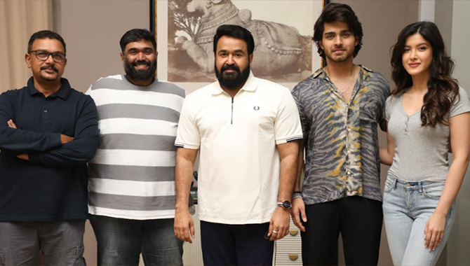 రోషన్ మేకా, మోహన్ లాల్ ప్రధాన పాత్రల్లో రూపొందుతోన్నపాన్ ఇండియా మూవీ ‘వృషభ’.. 