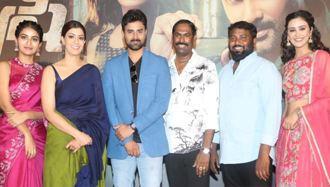 ‘అన్వేషి’ సినిమాను అన్‌కాంప్ర‌మైజ్డ్‌గా నిర్మించాం..న‌వంబ‌ర్‌లో రిలీజ్‌కు ప్లాన్ చేస్తున్నాం : నిర్మాత టి.గ‌ణ‌ప‌తి రెడ్డి