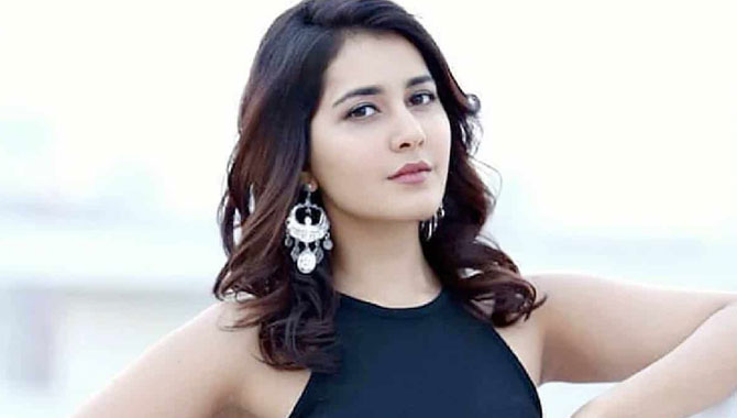 హ‌మ్మ‌య్యా ఎట్ట‌కేల‌కు ఒక ఛాన్స్