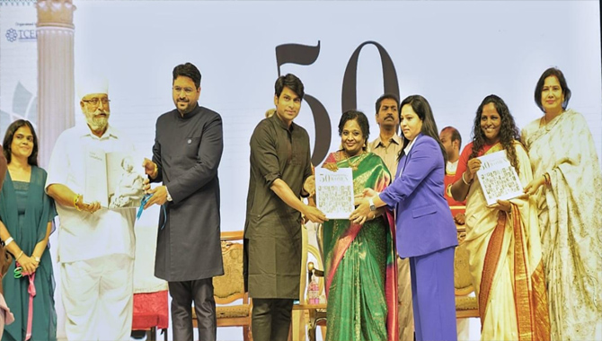 ’50 స్ఫూర్తిదాయక మహిళలు’ ఫోటో చిత్రాలతో ప్రత్యేకంగా తీర్చిదిద్దిన ‘50 ఇన్స్పైరింగ్ విమెన్ పుస్తక పుస్తకావిష్కరణ