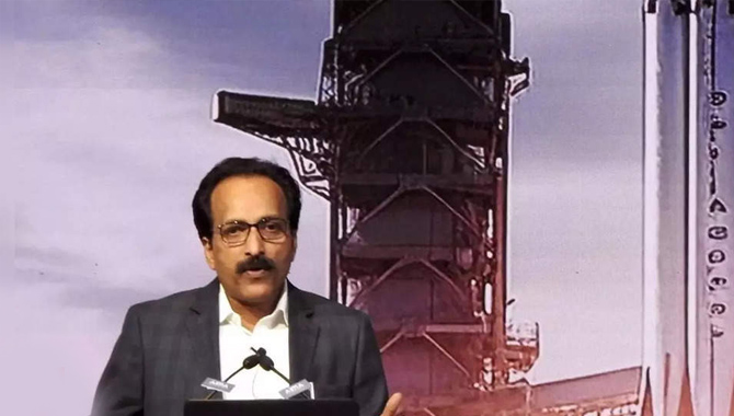 ఇస్రో చైర్మన్ సోమనాథ్ కు గౌరవ డాక్టరేట్