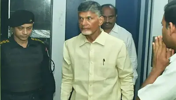 నా భద్రతపై అనుమానాలున్నాయ్.. ఏసీబీ కోర్టుకు