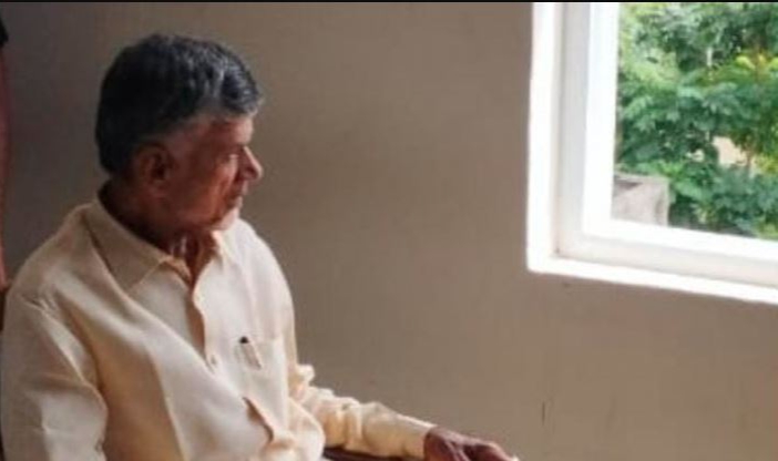 ప్రజల హృదయాల్లో ఉన్నా..