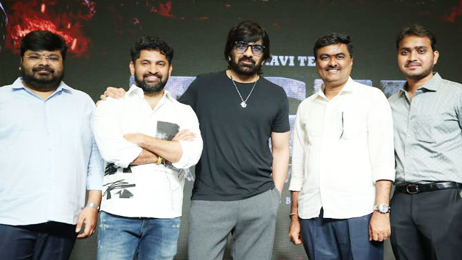 విక్రమ్ సింగ్ రాథోడ్ తర్వాత అంతటి సంతృప్తిని ఇచ్చిన పాత్ర ‘టైగర్ నాగేశ్వరరావు’ : రవితేజ