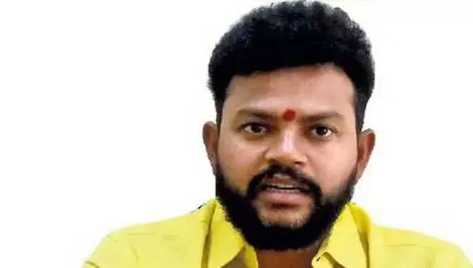 పుంగనూరులో ఏమైనా ప్రత్యేక రాజ్యాంగాన్ని అమలు చేస్తున్నారా?