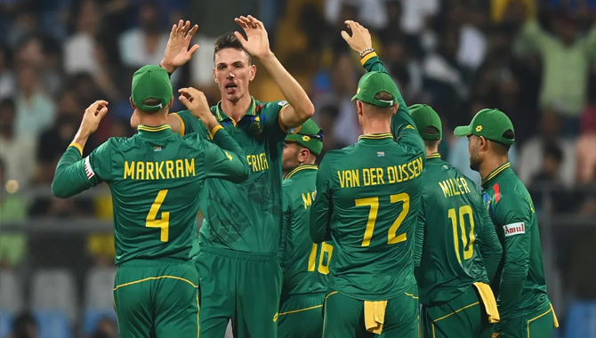 చెలరేగిన సౌతాఫ్రికా.. 149 పరుగుల తేడాతో బంగ్లా చిత్తు