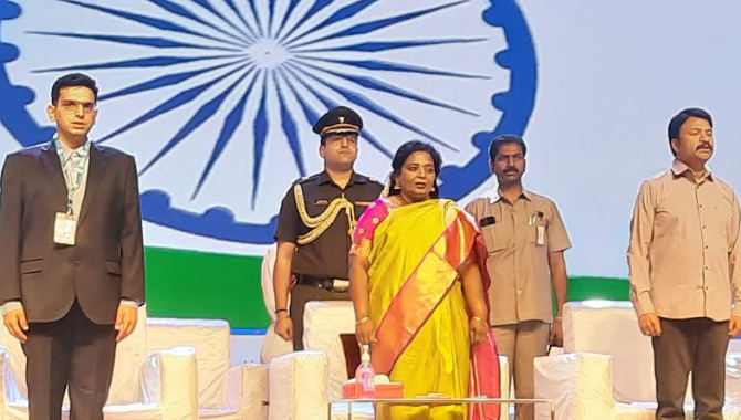 హైదరాబాద్‌లో జరిగిన ఆటిజం అవేర్‌నెస్ కార్యక్రమంలో పాల్గొన్న తెలంగాణ గవర్నర్