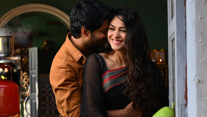 నాని ‘హాయ్ నాన్న’ నుంచి బ్లిస్ ఫుల్ మెలోడీ అమ్మాడి పాట విడుదల