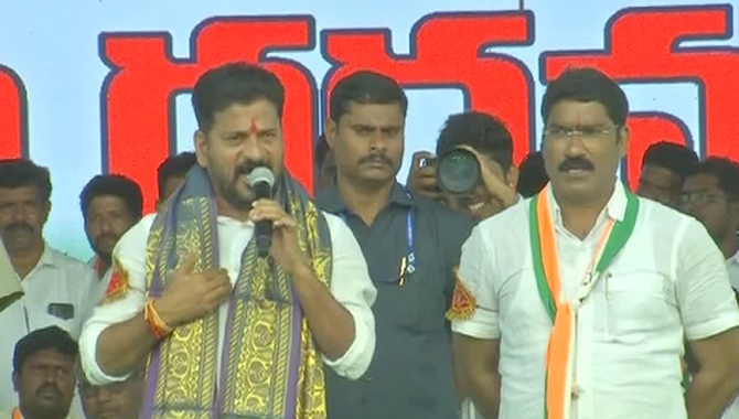 కాంగ్రెస్ అధికారంలోకి వస్తే.. ధరణి కంటే  : రేవంత్