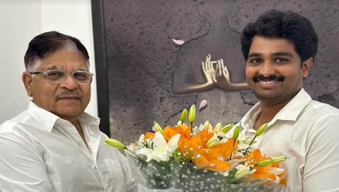 ‘మా ఊరి పొలిమేర2’ తో సక్సెస్ సాధించిన వంశీ నందిపాటిని అభినందించిన అల్లు అరవింద్ 