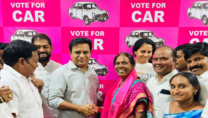 బీజేపీ మరో షాక్.. బీఆర్ఎస్ లో చేరిన తుల ఉమ బీజేపీ మరో షాక్.. బీఆర్ఎస్ లో చేరిన తుల ఉమ