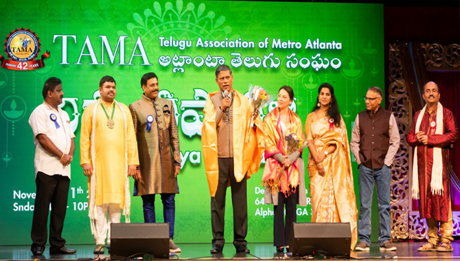 మినీ కన్వెన్షన్ ని తలపిస్తూ, ఆకాశమే హద్దుగా, న భూతో అన్నట్టుగా సాగిన తామా దివ్య దీపావళి