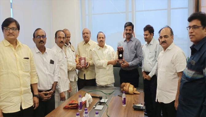 తానా ద్వారా ఎన్.టి.ఆర్ స్మారక నాణెం