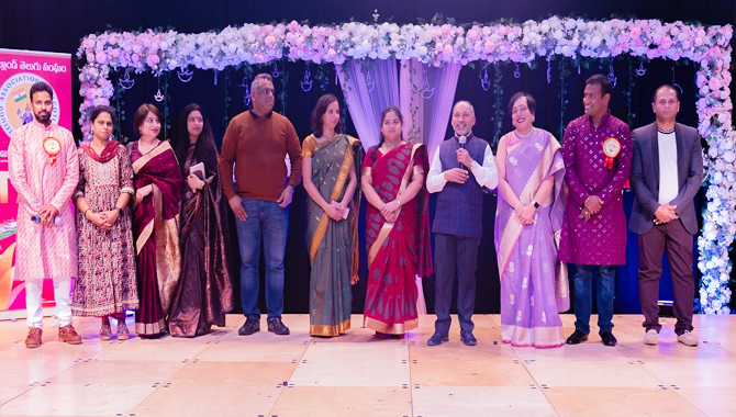 TAS-UK Deepavali Sambaralu 2023 Radiates with Vibrant Performances Spanning Generations