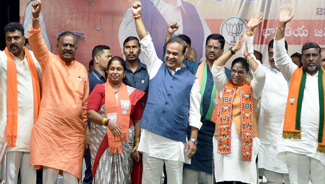 తెలంగాణలో అధికారంలోకి రాగానే.. అరగంలోనే తెలంగాణలో అధికారంలోకి రాగానే.. అరగంలోనే