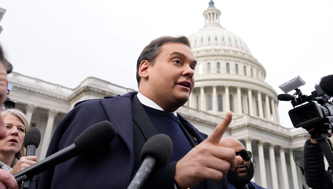 ప్రతినిధుల సభ నుంచి జార్జి శాంటోస్ బహిష్కరణ ప్రతినిధుల సభ నుంచి జార్జి శాంటోస్ బహిష్కరణ