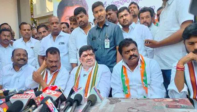 ప్రభుత్వం ఏర్పాటై 10 రోజులు కూడా కాలేదు.. అప్పుడే