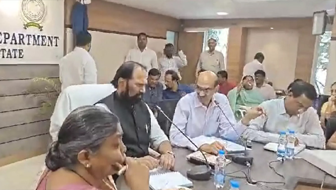 ఈ శాఖ రూ.56 వేల కోట్ల నష్టంతో… కొనసాగుతోంది