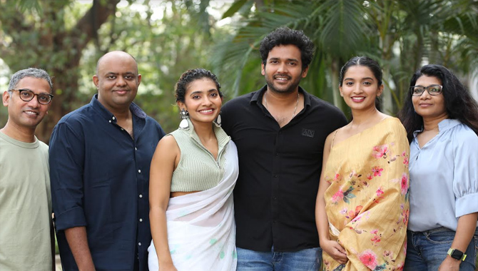 ‘#మాయలో’ క్లీన్ ఫీల్ గుడ్ ఎంటర్ టైనర్. తప్పకుండా అందరికీ కనెక్ట్ అవుతుంది : చిత్ర యూనిట్