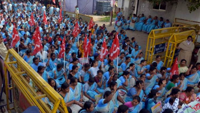 మంత్రి ఉష శ్రీచరణ్ వ్యాఖ్యలకు నిరసనగా.. ఏపీలో