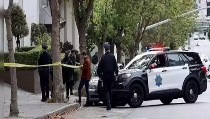 అమెరికాలో భారతీయులే లక్ష్యంగా…పట్టపగలే