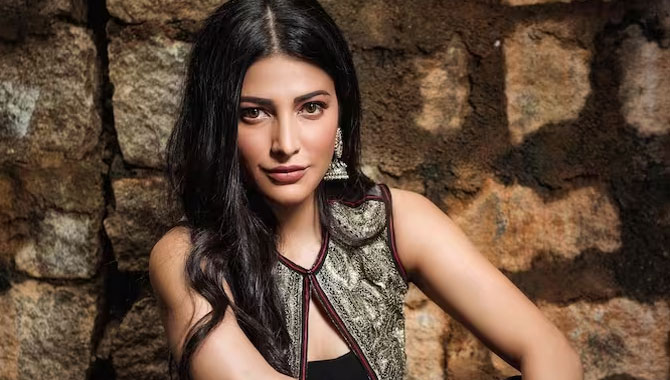 శృతి హాస‌న్! ఐరెన్ లెగ్ టూ గోల్డెన్ లెగ్