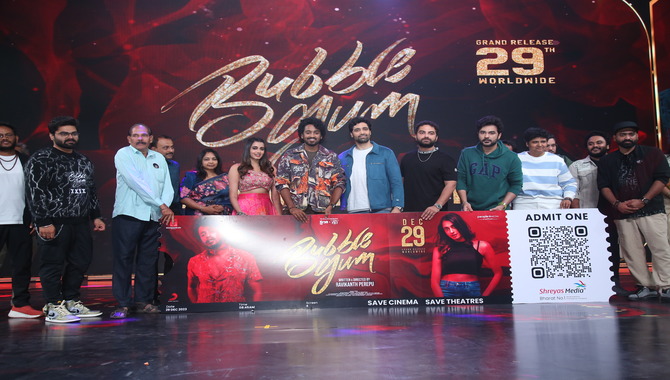 బబుల్‌గమ్ చాలా బూటీఫుల్ ఫిల్మ్. ట్రైలర్ చూస్తే ఇన్స్పిరేషన్ వచ్చింది : అడివి శేష్