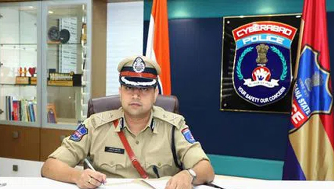 సన్ బర్న్ కు అనుమతి ఇవ్వలేదు  : సీపీ