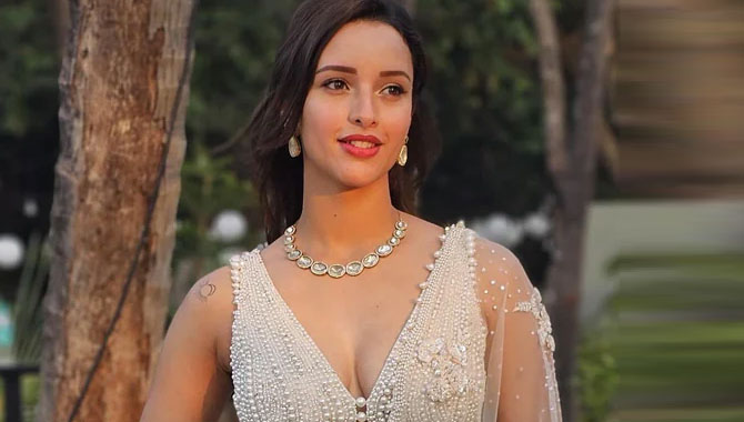 ఎట్ట‌కేల‌కు యానిమ‌ల్ భామ ఒప్పేసుకుంది