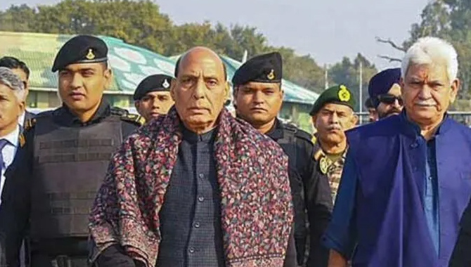 ఆర్మీ జోలికి వస్తే ఊరుకోం : రాజనాథ్ సింగ్