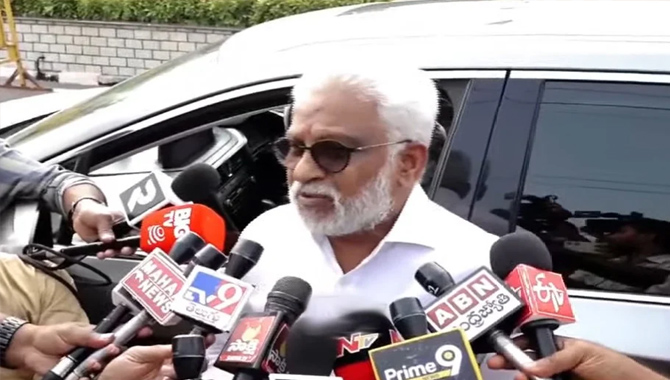 ఆమె కాంగ్రెస్ లో చేరినా.. వైసీపీకి ఎలాంటి ఇబ్బంది లేదు