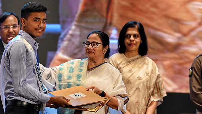 నాపై విమర్శలు చేసినా సరే కానీ..రాష్ట్రాన్ని ఎవరైనా కించపరిస్తే కచ్చితంగా