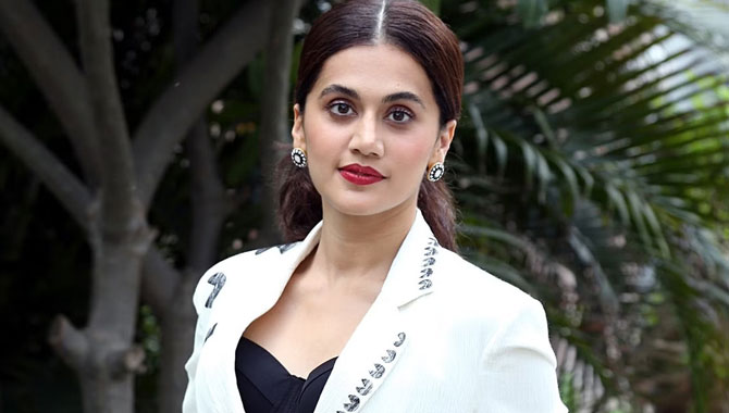 త‌న బ‌యోపిక్ చేస్తే ఆ టైటిటే పెడ‌తా అంటున్న తాప్సీ